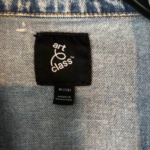 Light Wash Distressed Denim Jacket Vintage Style 3/4 Sleeves Frayed Details - Picture 7 of 7